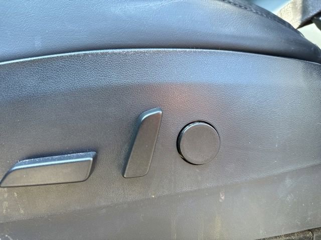 Used 2020 Tesla Model Y Long Range image 11