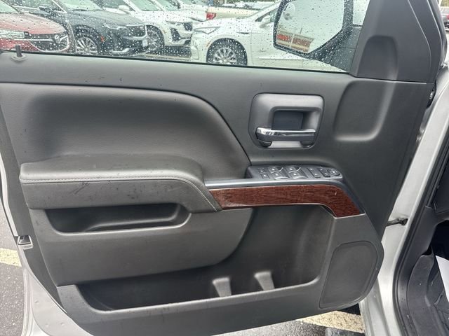 Used 2018 GMC Sierra 1500 SLE w/ SLE Value Package AWD/4WD image 19