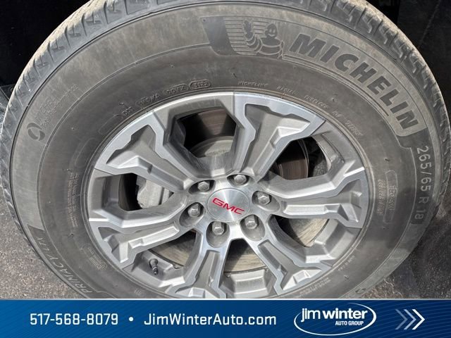 Used 2023 GMC Yukon SLE w/ Gmc Pro Safety Plus Package image 3