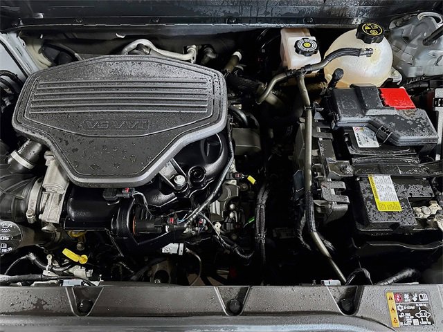 Used 2023 GMC Acadia AT4 w/ Technology Package image 9