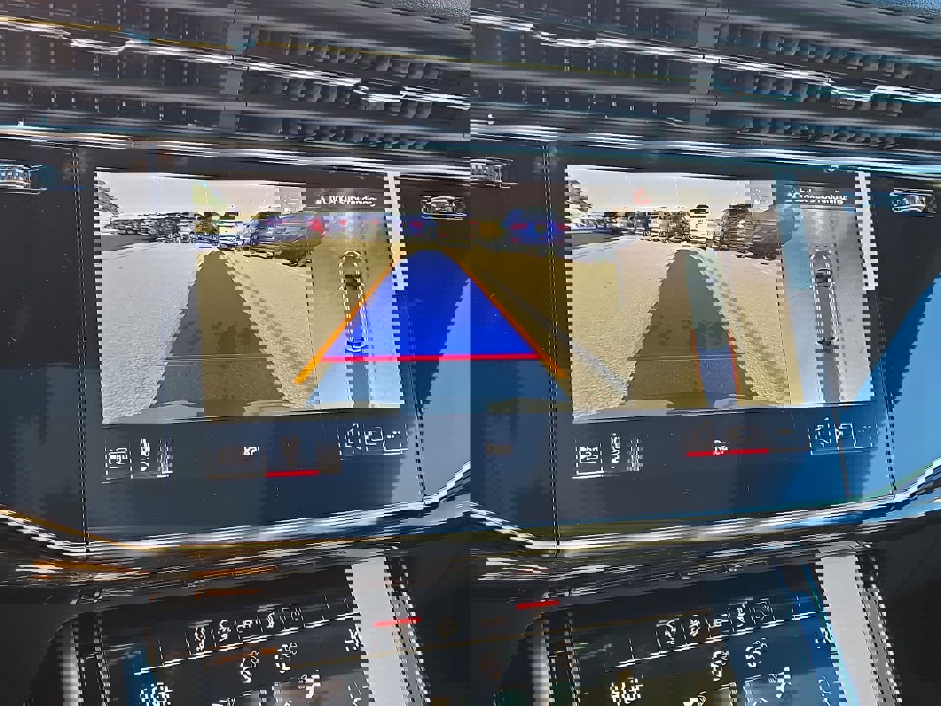 New 2026 Audi Q8 Premium Plus image 18