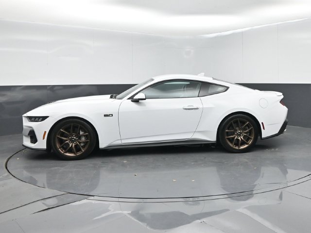 Used 2025 Ford Mustang GT Premium RWD image 5