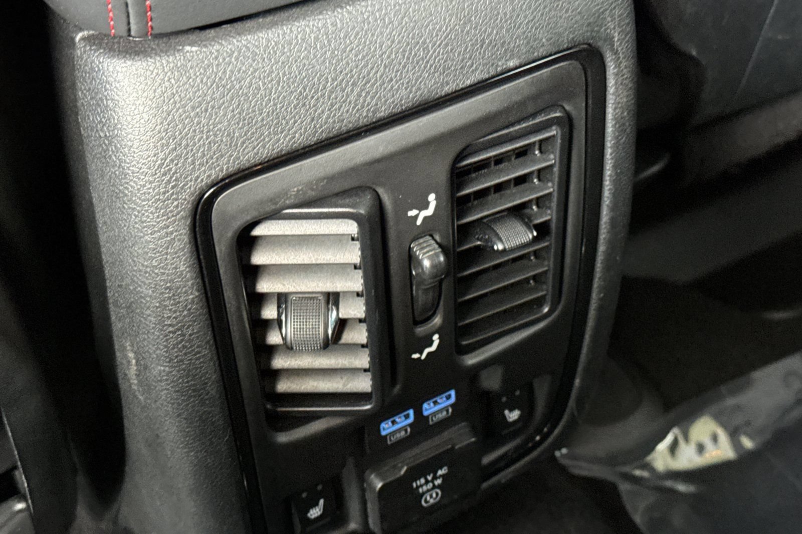 Used 2024 Dodge Durango GT AWD/4WD image 44