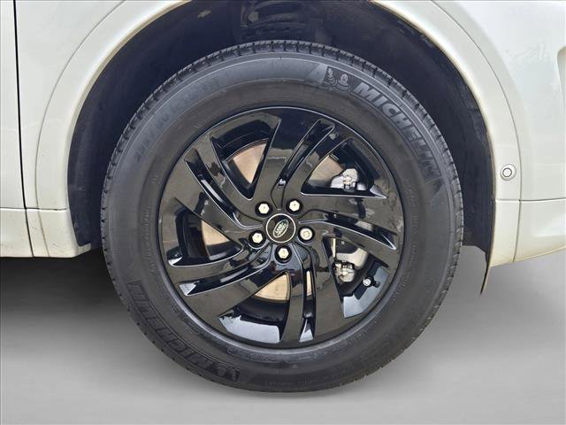 Certified 2025 Land Rover Discovery Sport S AWD/4WD image 22