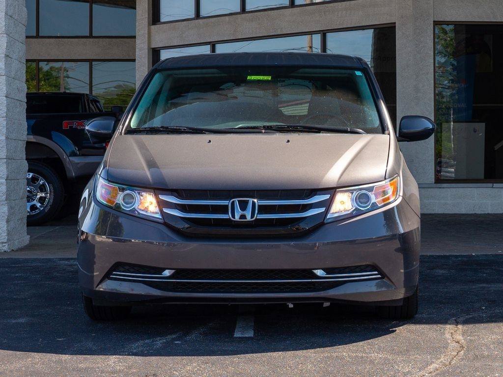 Used 2016 Honda Odyssey SE image 7