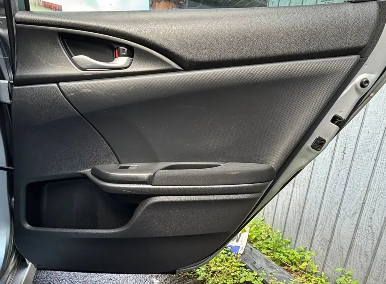 Used 2021 Honda Civic EX image 17