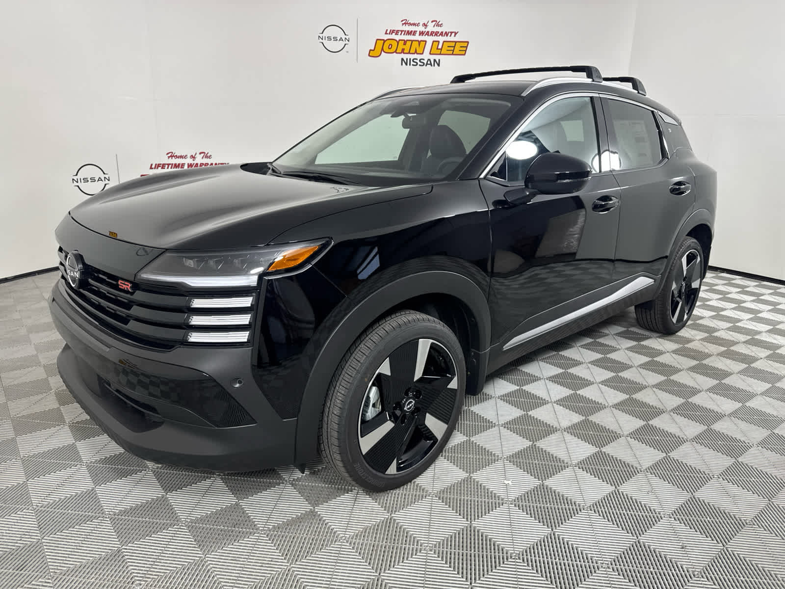 New 2026 Nissan Kicks SR image 1