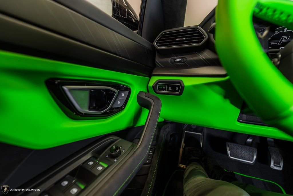 Used 2024 Lamborghini Urus S image 56