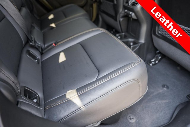 New 2025 Jeep Gladiator Sport image 6