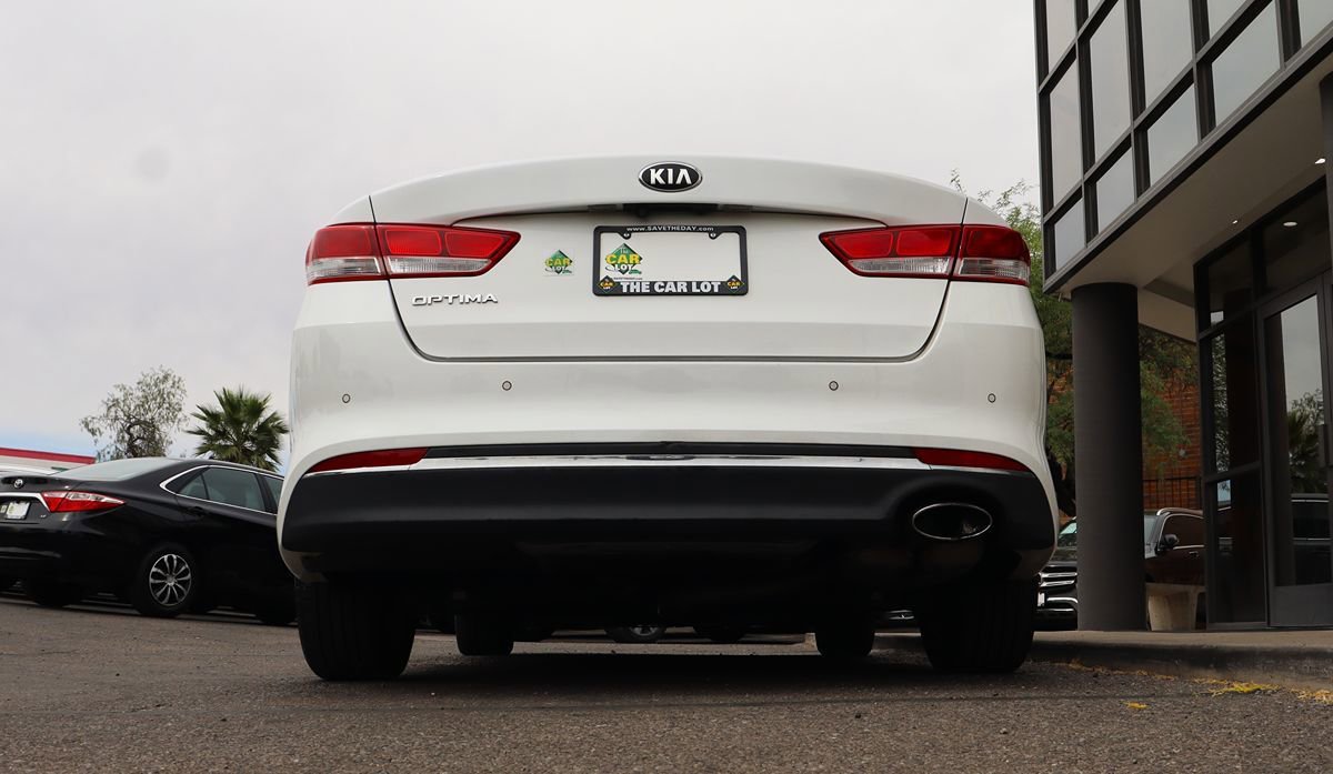 Used 2018 Kia Optima LX w/ Convenience Package FWD image 12