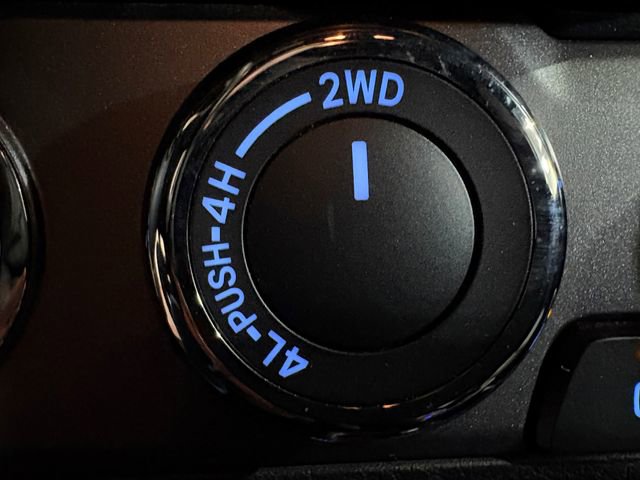 Certified 2019 Toyota Tacoma TRD Off-Road image 24