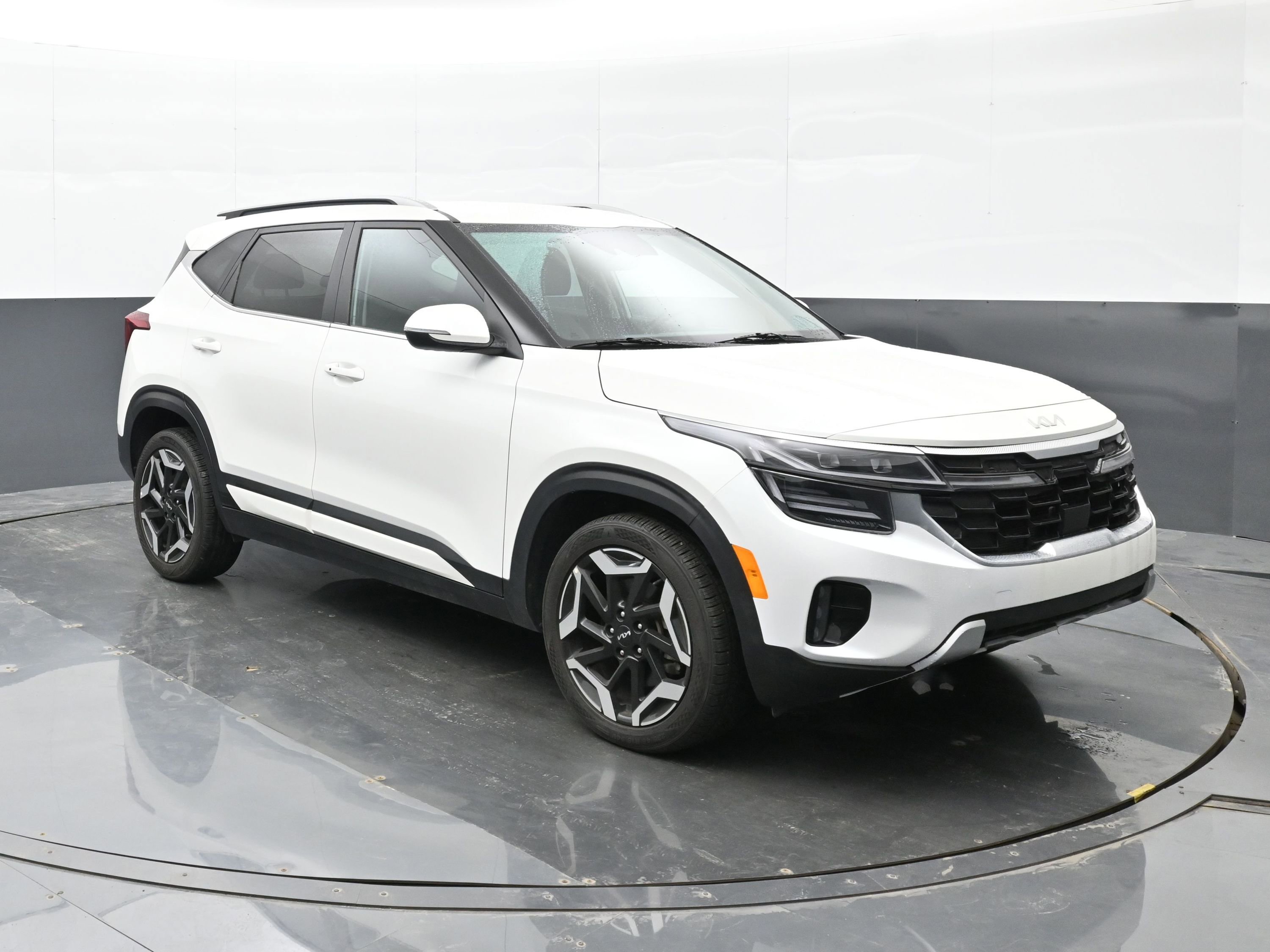 Used 2024 Kia Seltos SX image 6