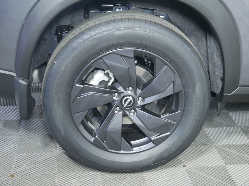 New 2026 Nissan Rogue SV AWD/4WD image 12
