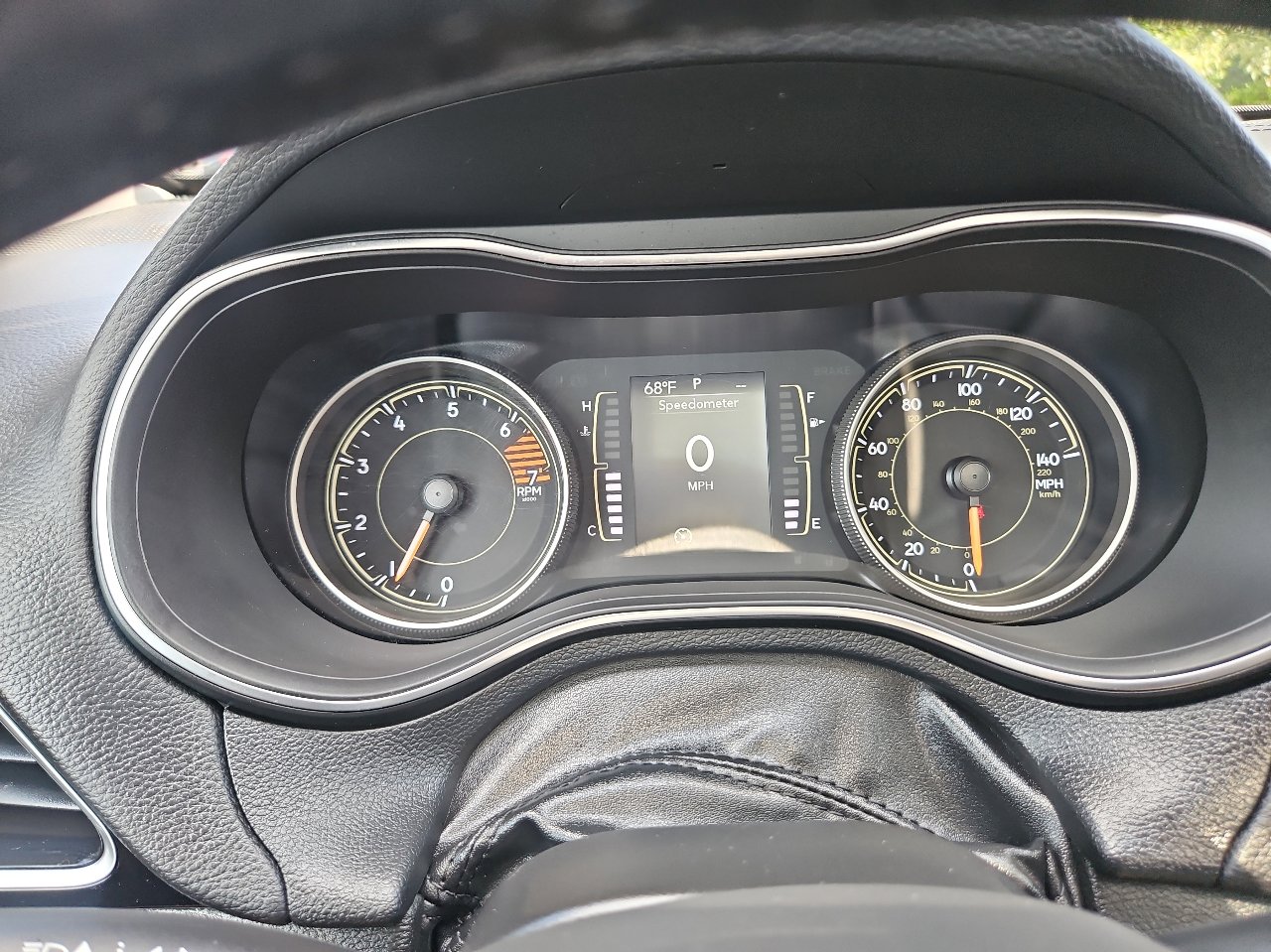 Used 2020 Jeep Cherokee Latitude Plus image 29