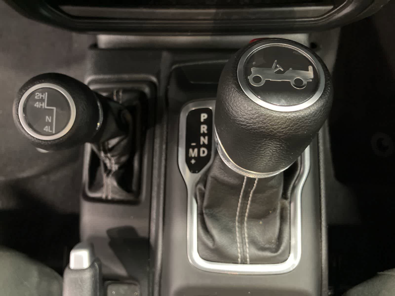 Used 2019 Jeep Wrangler Unlimited Sahara image 15