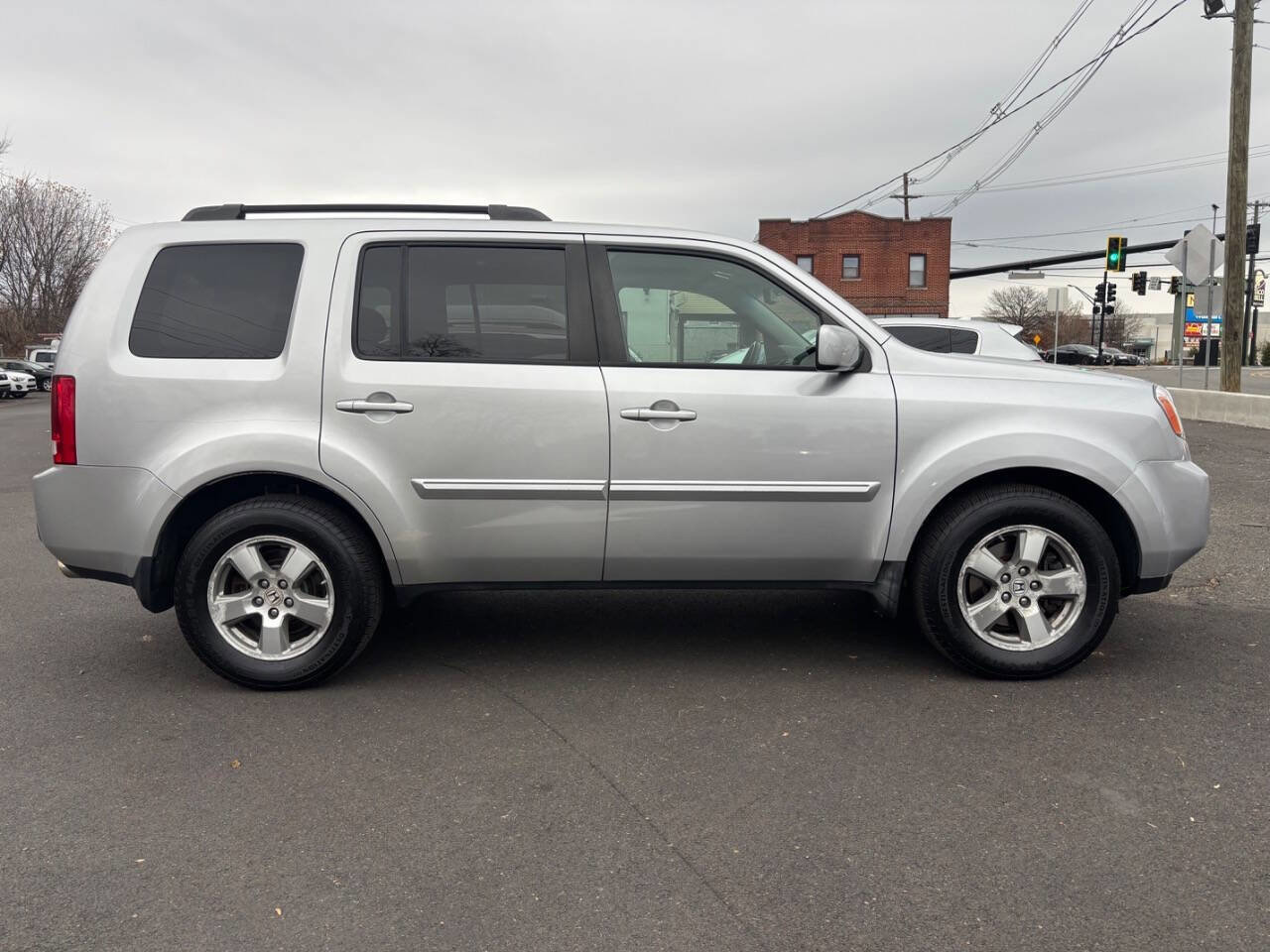 Used 2010 Honda Pilot EX-L image 6