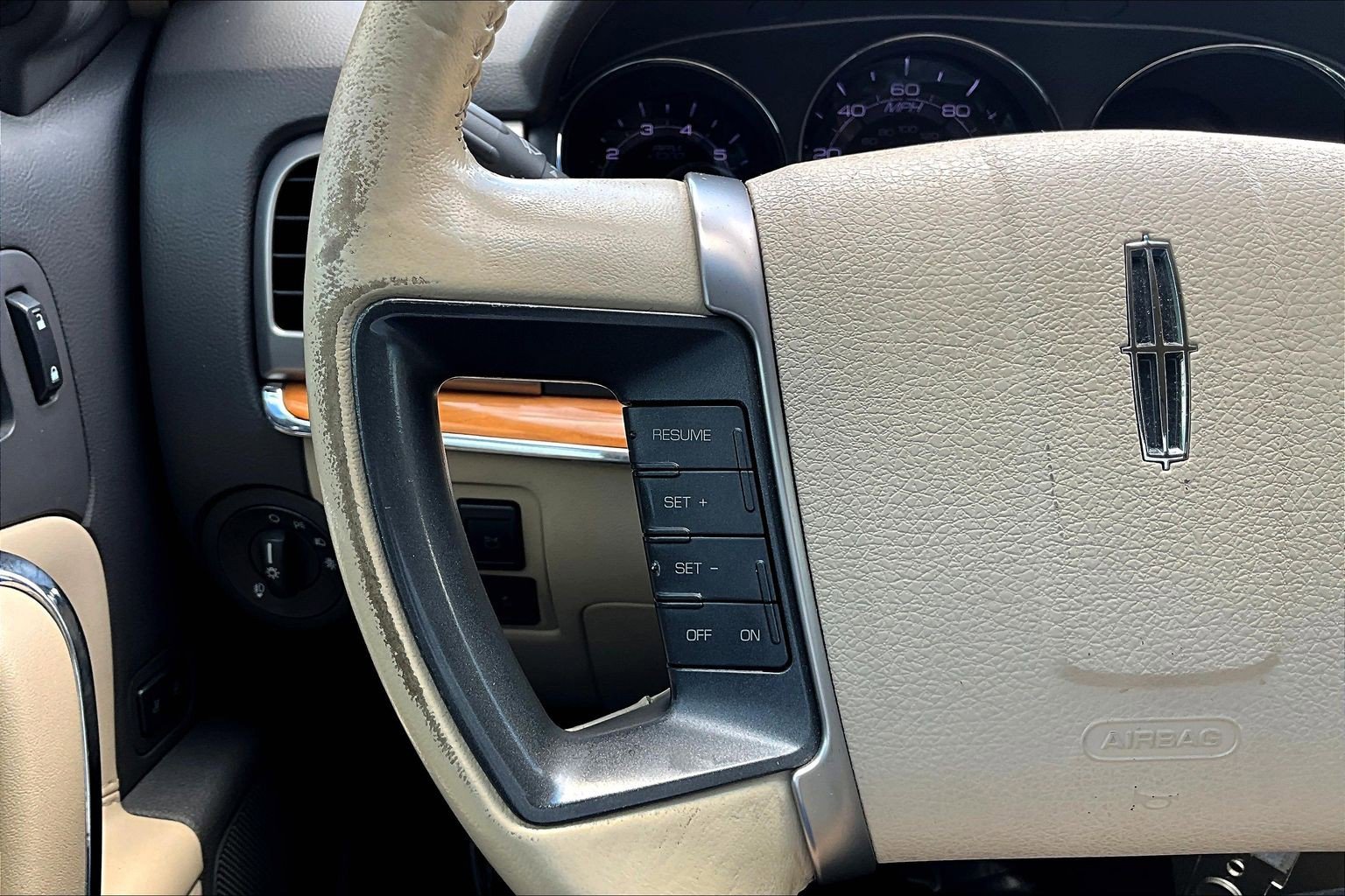 Used 2012 Lincoln MKZ AWD image 20