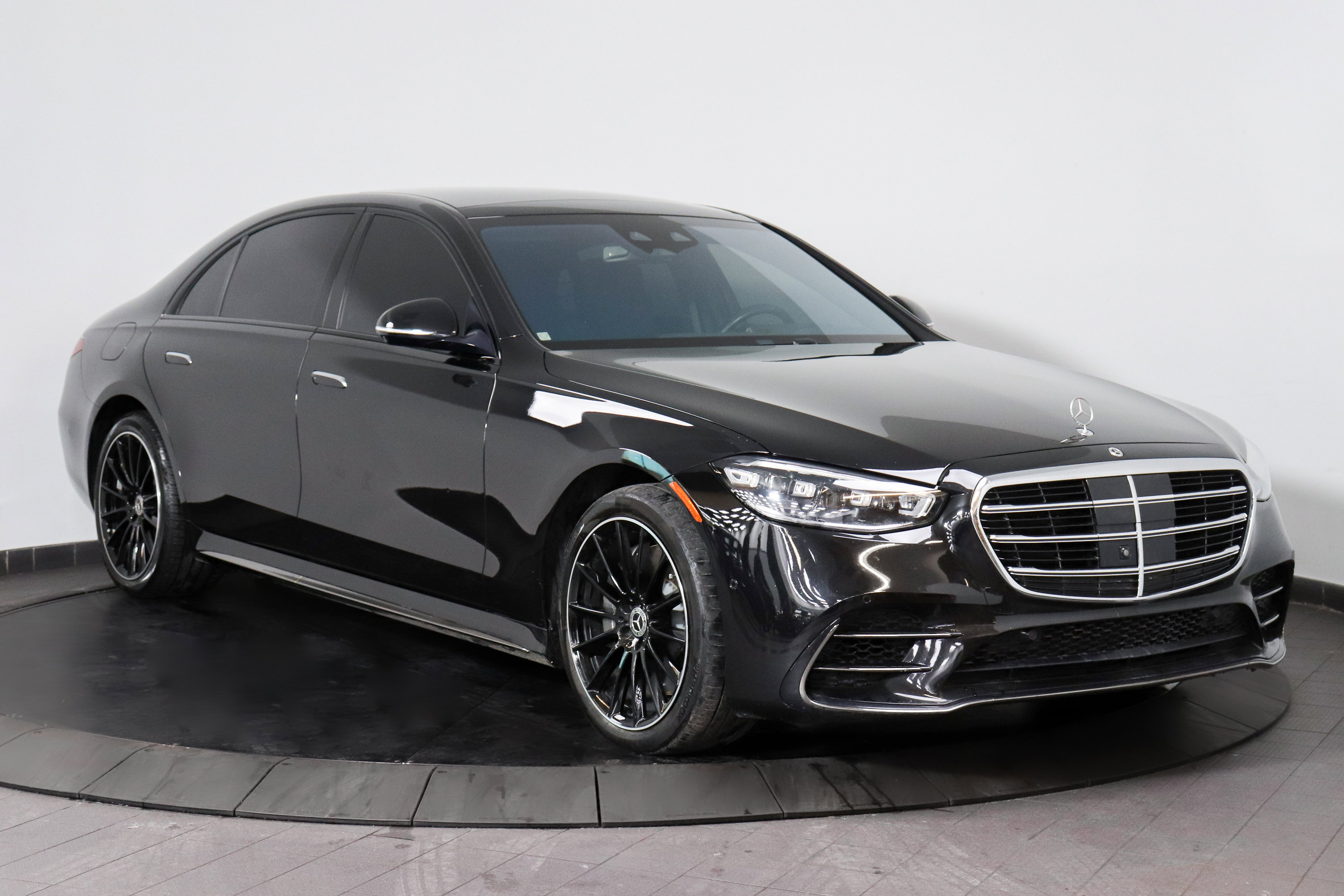 Used 2023 Mercedes-Benz S 580 4MATIC Sedan image 7