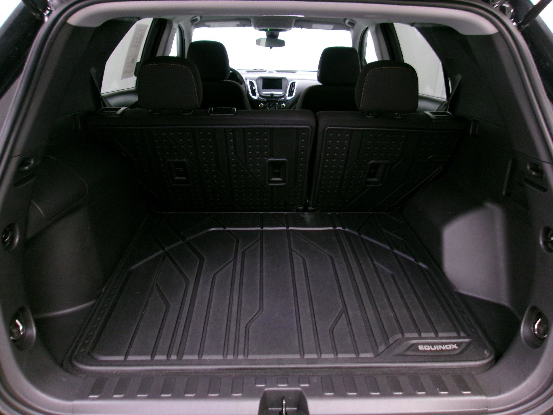 Certified 2023 Chevrolet Equinox LT w/ LPO, Floor Liner Package FWD image 10