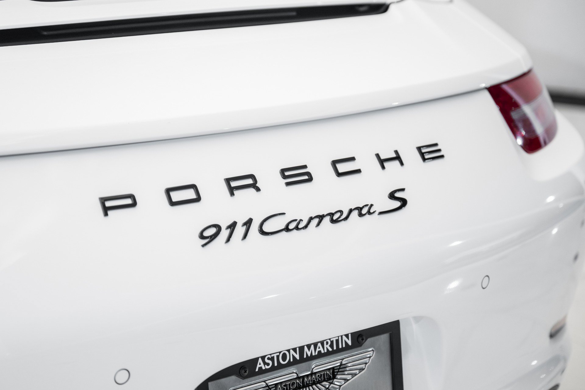 Used 2016 Porsche 911 Carrera S image 12