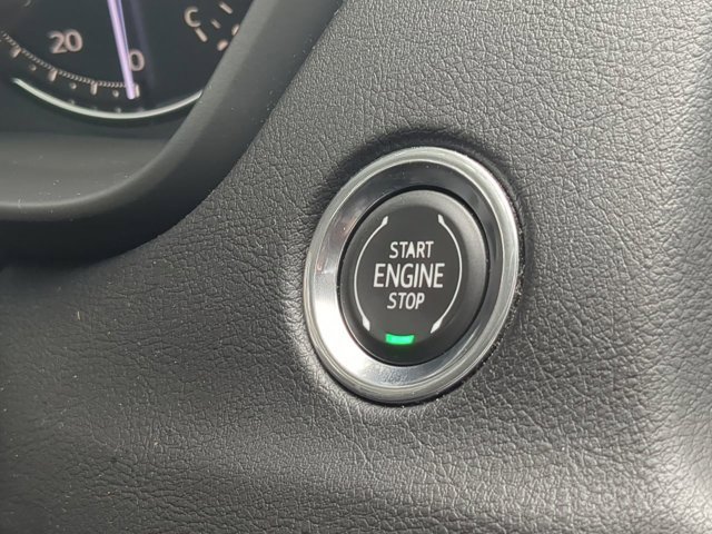 Used 2020 Cadillac XT4 Premium Luxury image 28