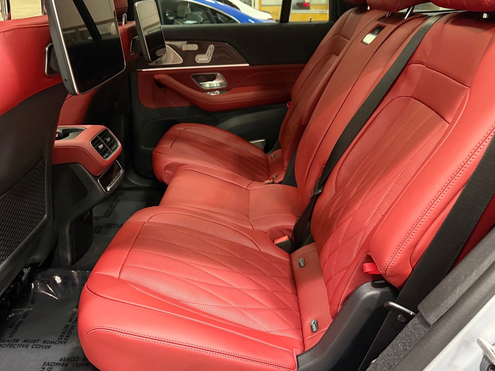 New 2026 Mercedes-Benz GLS 63 AMG 4MATIC image 24