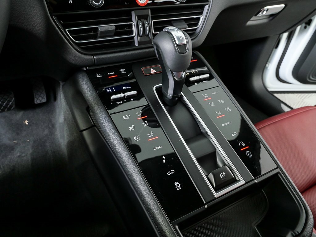 New 2026 Porsche Macan S image 19