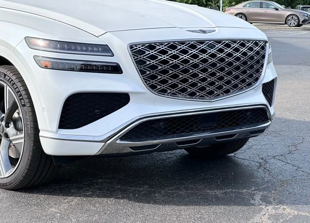Used 2025 Genesis GV80 3.5T Prestige AWD/4WD image 2