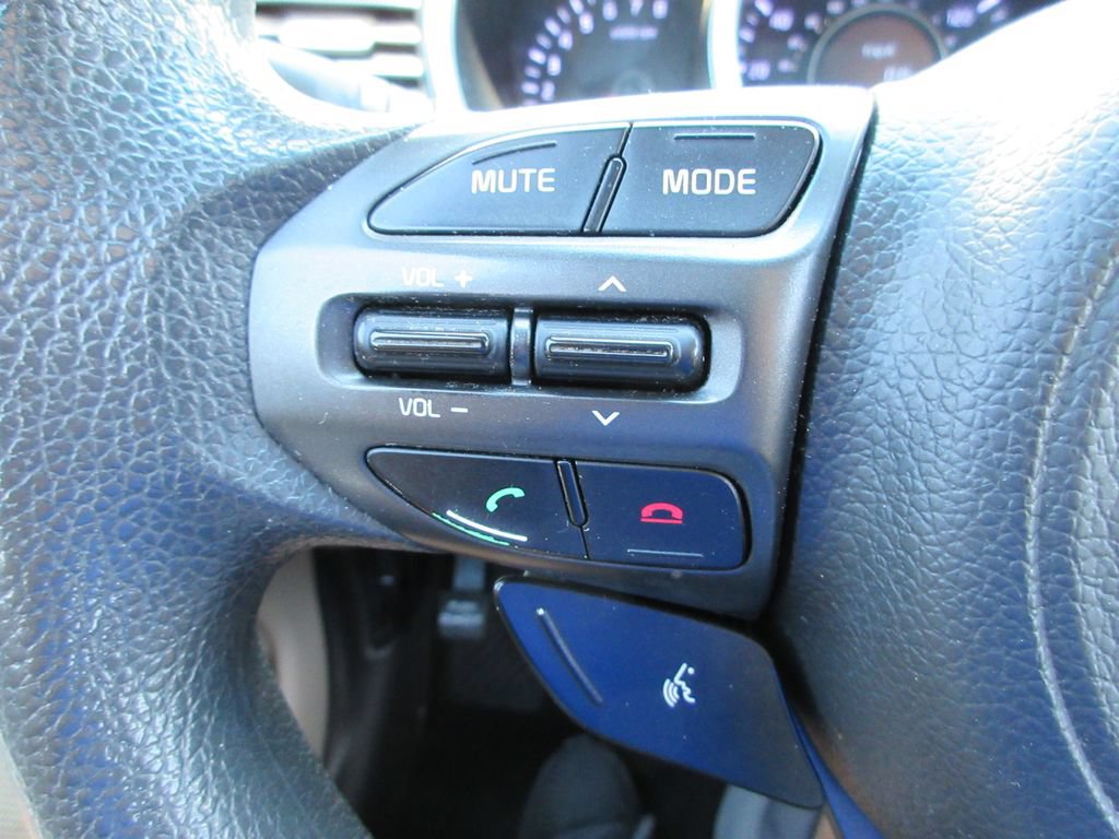 Used 2015 Kia Optima LX FWD image 23