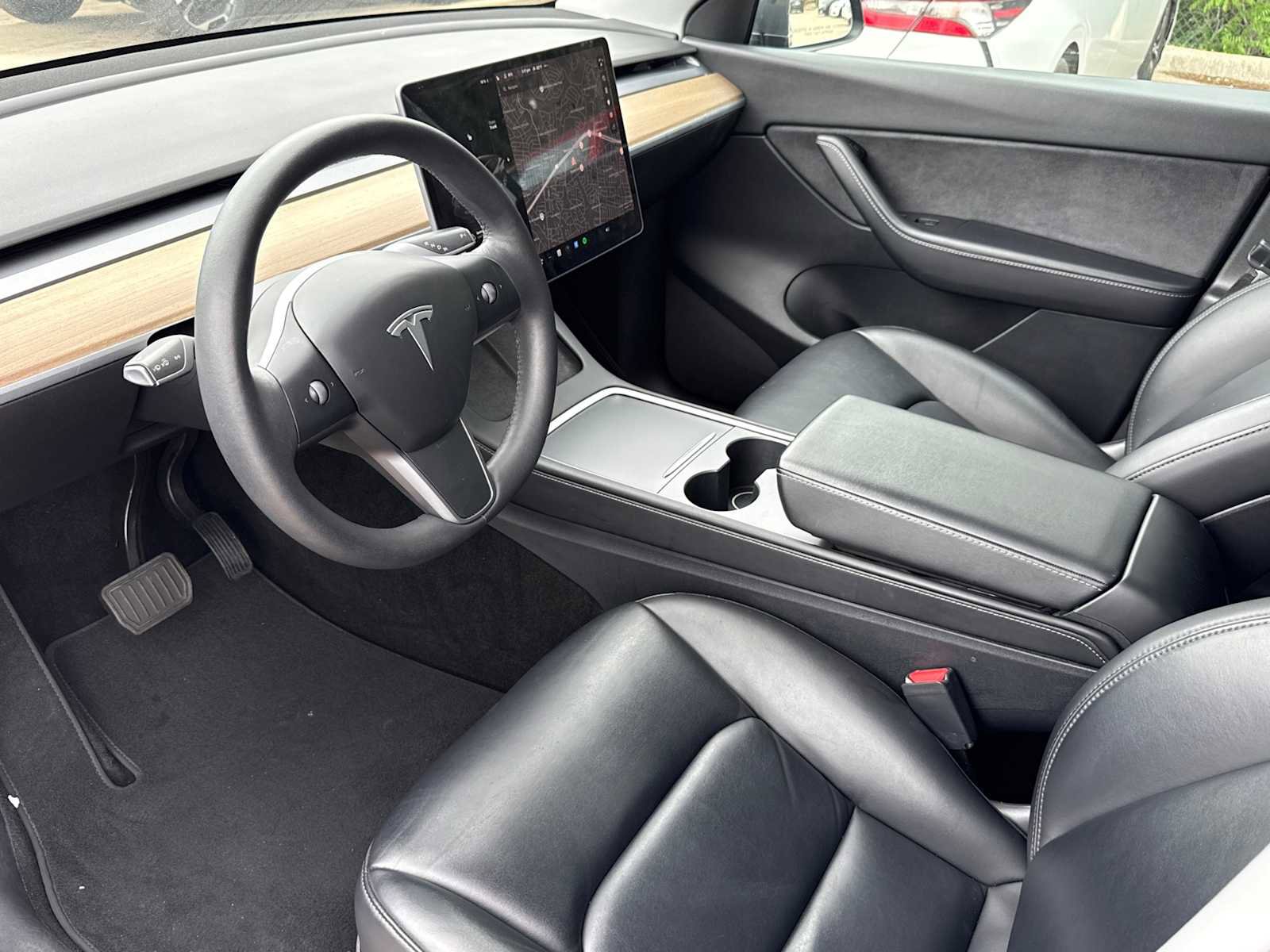 Used 2021 Tesla Model Y Long Range AWD/4WD image 8
