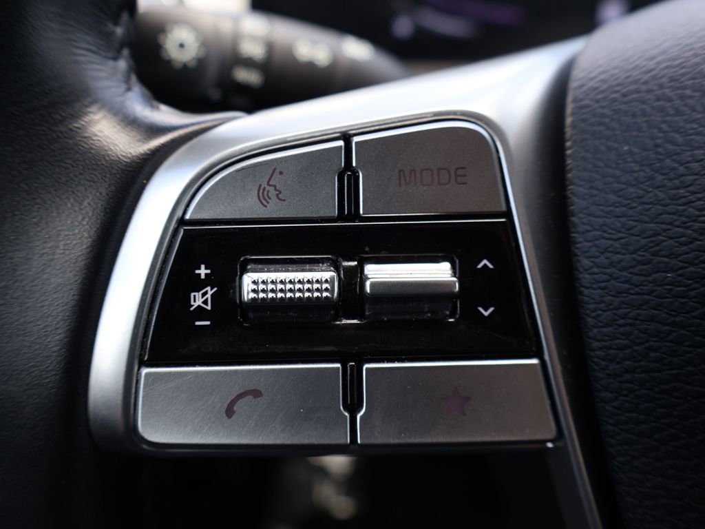 Used 2025 Kia Telluride S FWD image 23