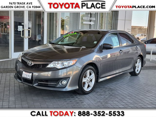 Used 2014 Toyota Camry SE