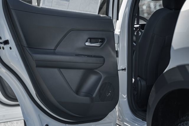 New 2026 Nissan Kicks SV image 31