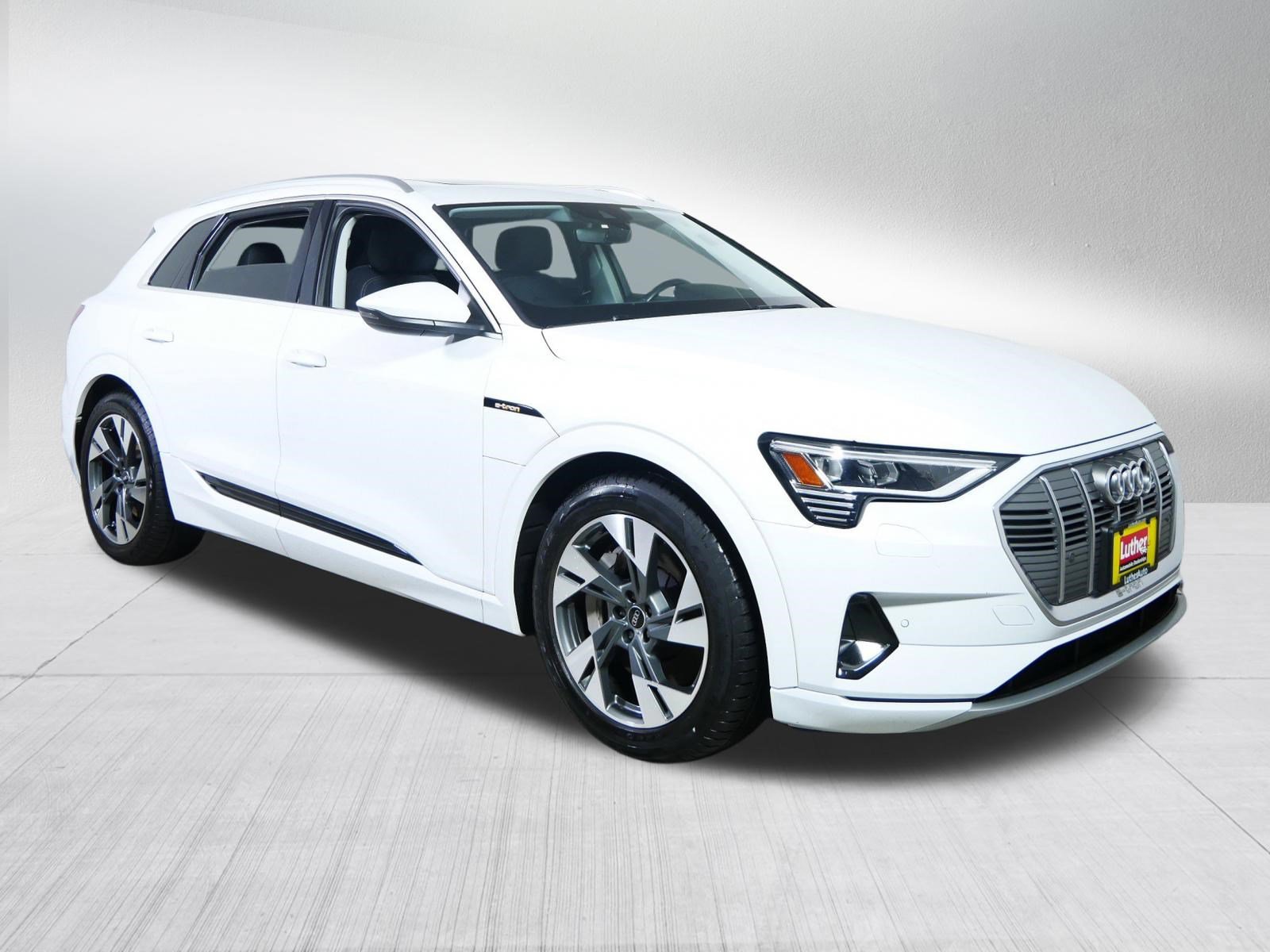 Used 2021 Audi e-tron Premium w/ Towing Package image 1