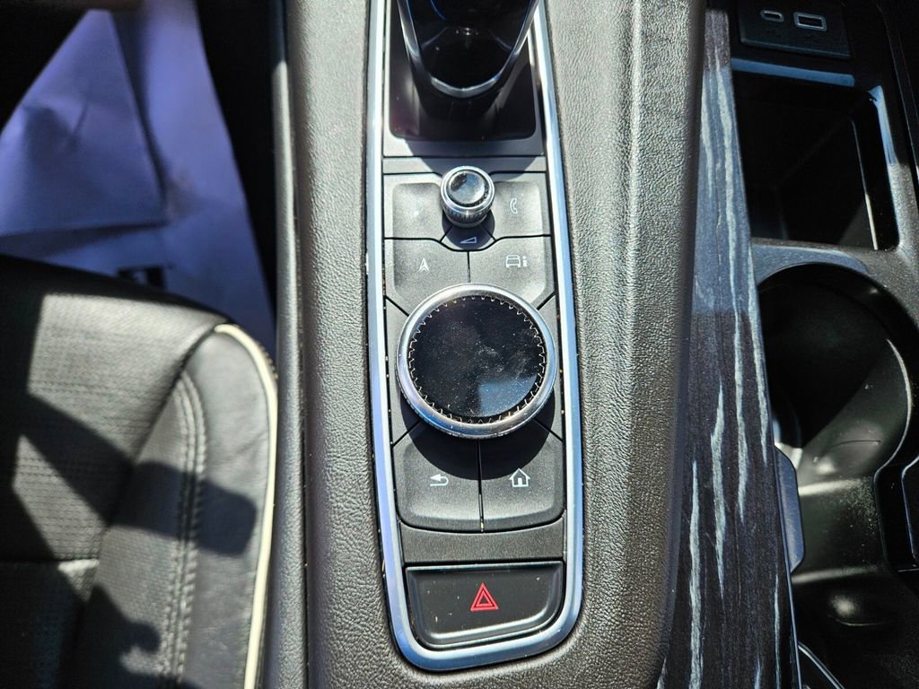 Used 2021 Cadillac Escalade Sport w/ Driver Assist Tech Package AWD/4WD image 26