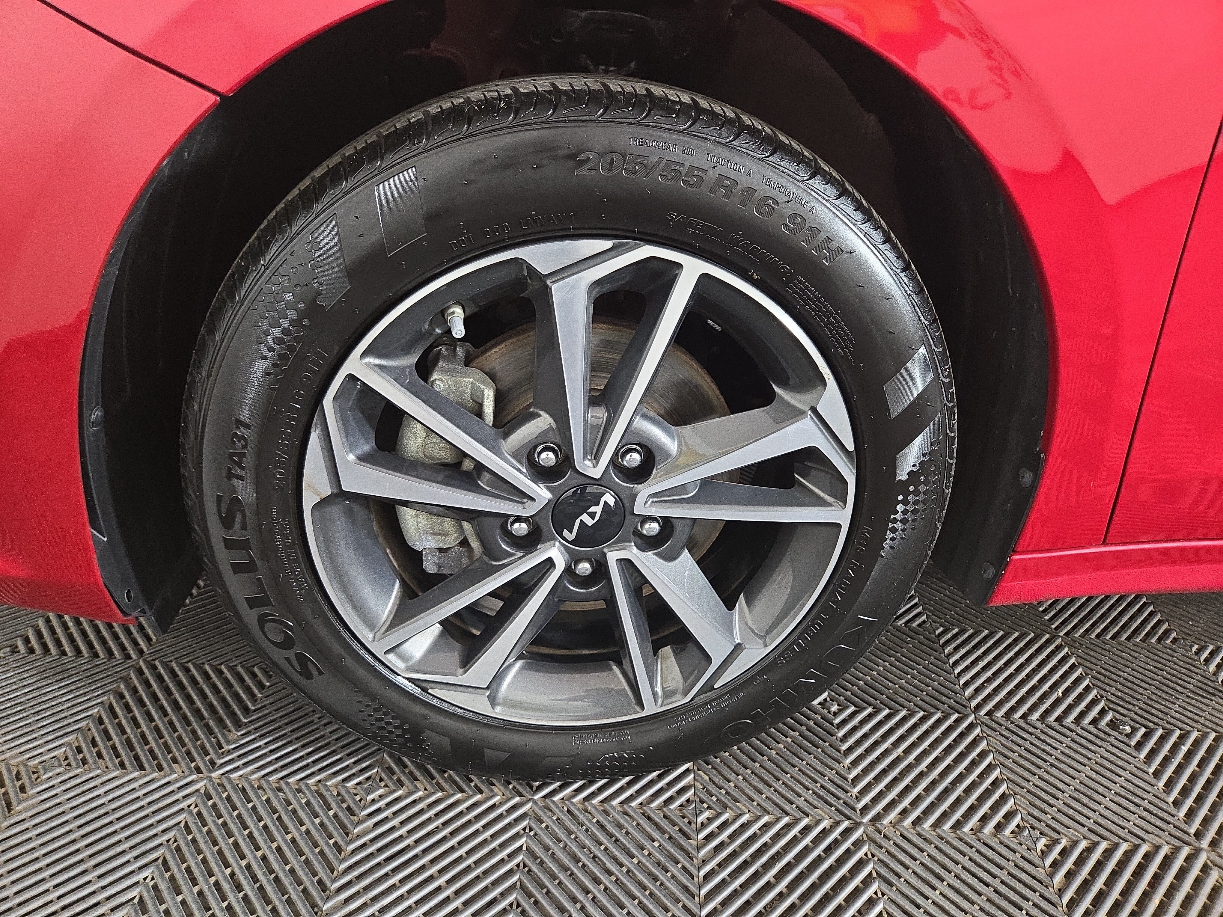 Used 2023 Kia Forte LXS FWD image 32