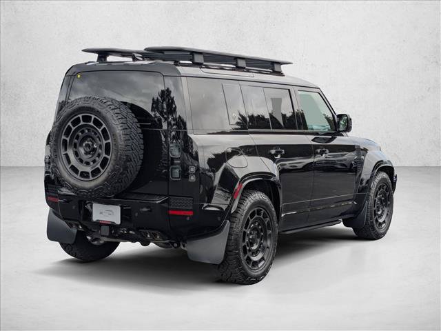 New 2026 Land Rover Defender 110 OCTA AWD/4WD video 2
