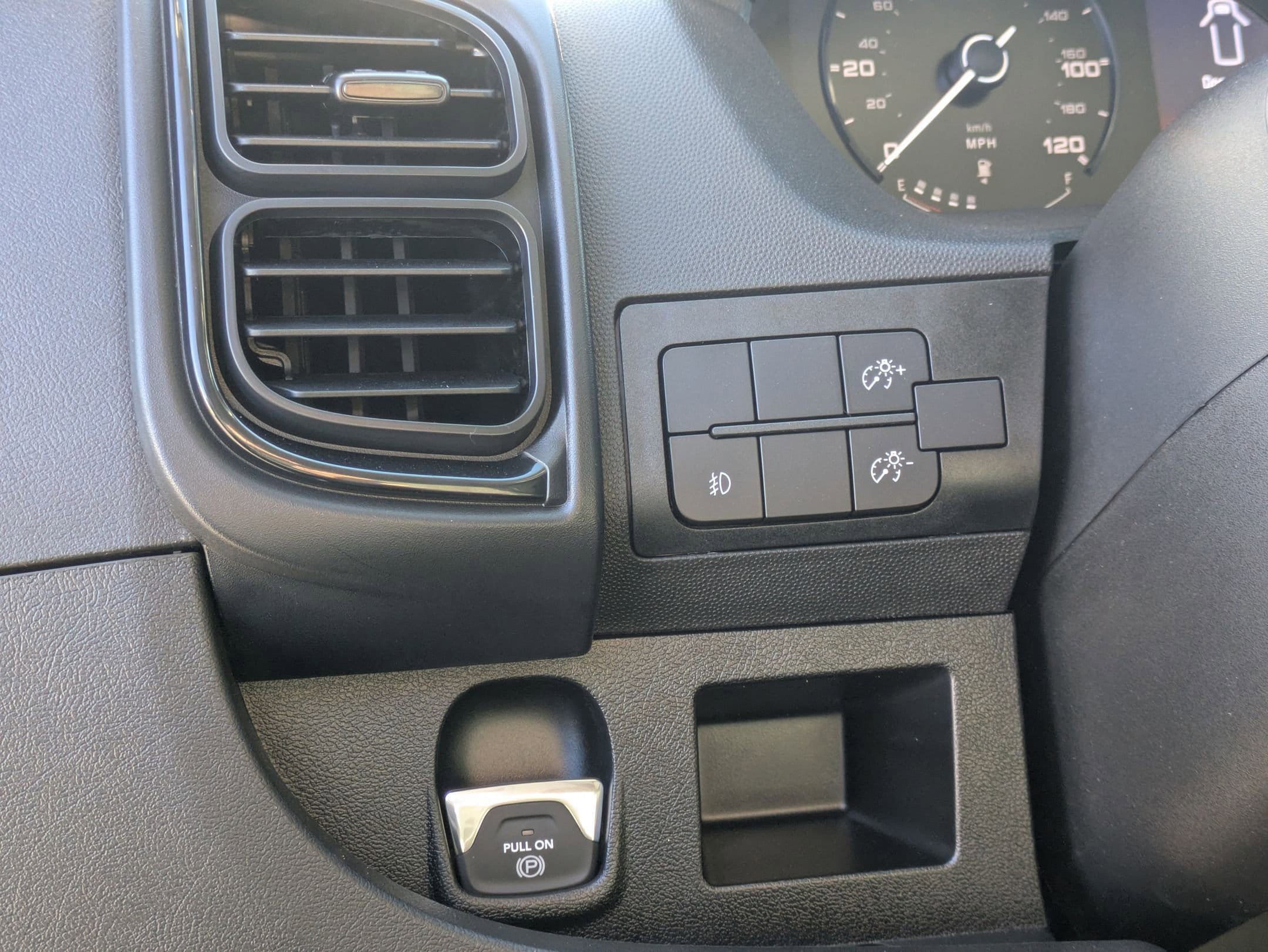 New 2026 RAM ProMaster 1500 w/ Convenience Group FWD image 13