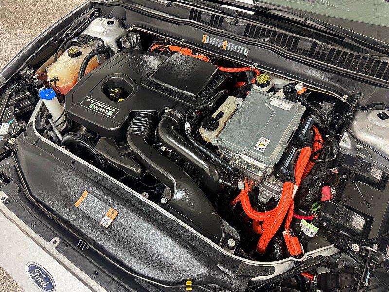 Used 2013 Ford Fusion Energi SE w/ Driver Assist Pkg FWD image 16