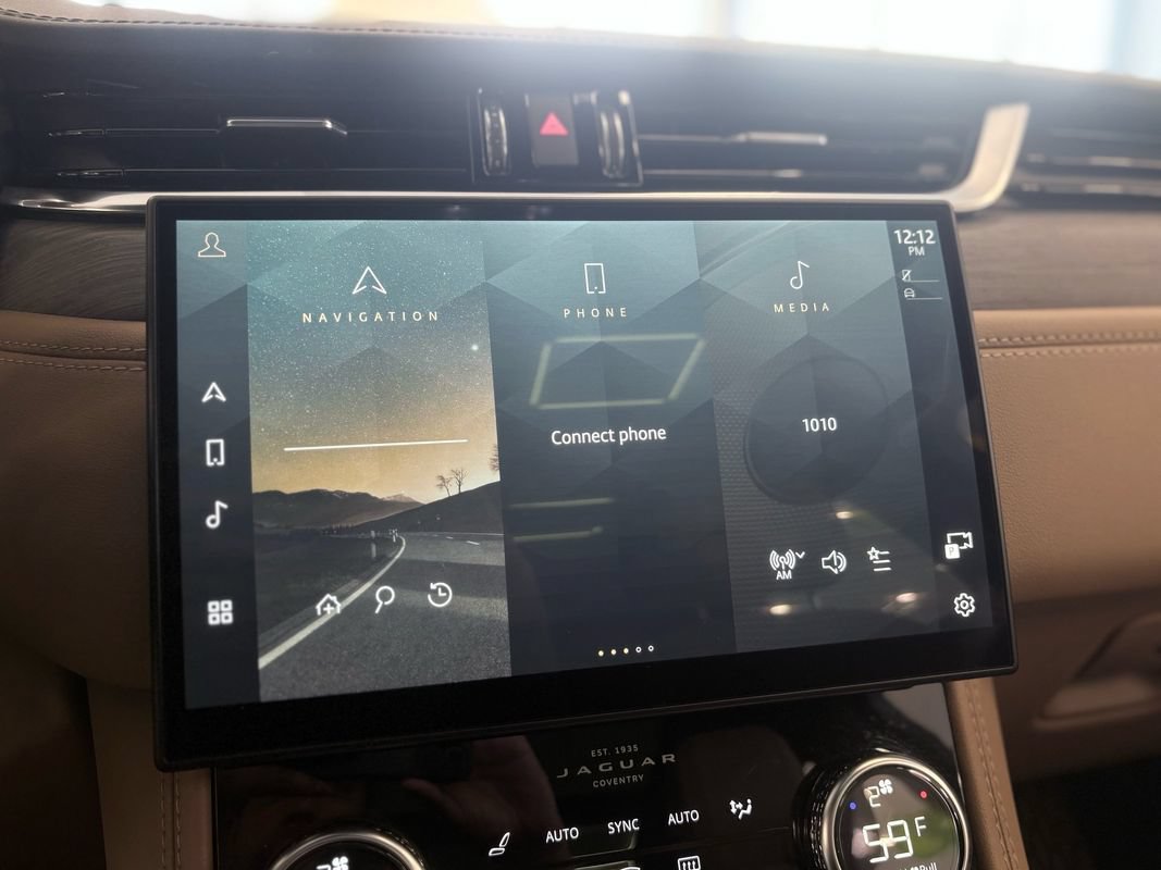 Used 2021 Jaguar F-PACE S AWD/4WD image 34