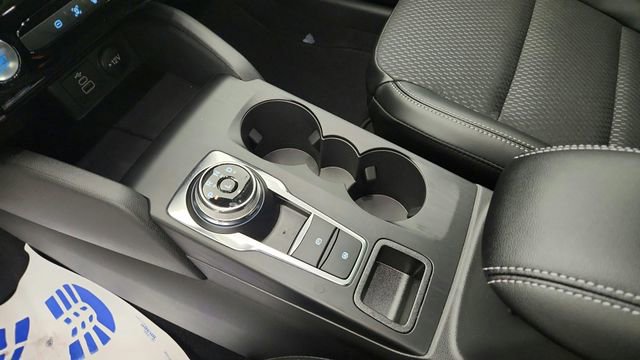 New 2026 Ford Escape SE w/ Class II Trailer Tow Package image 15