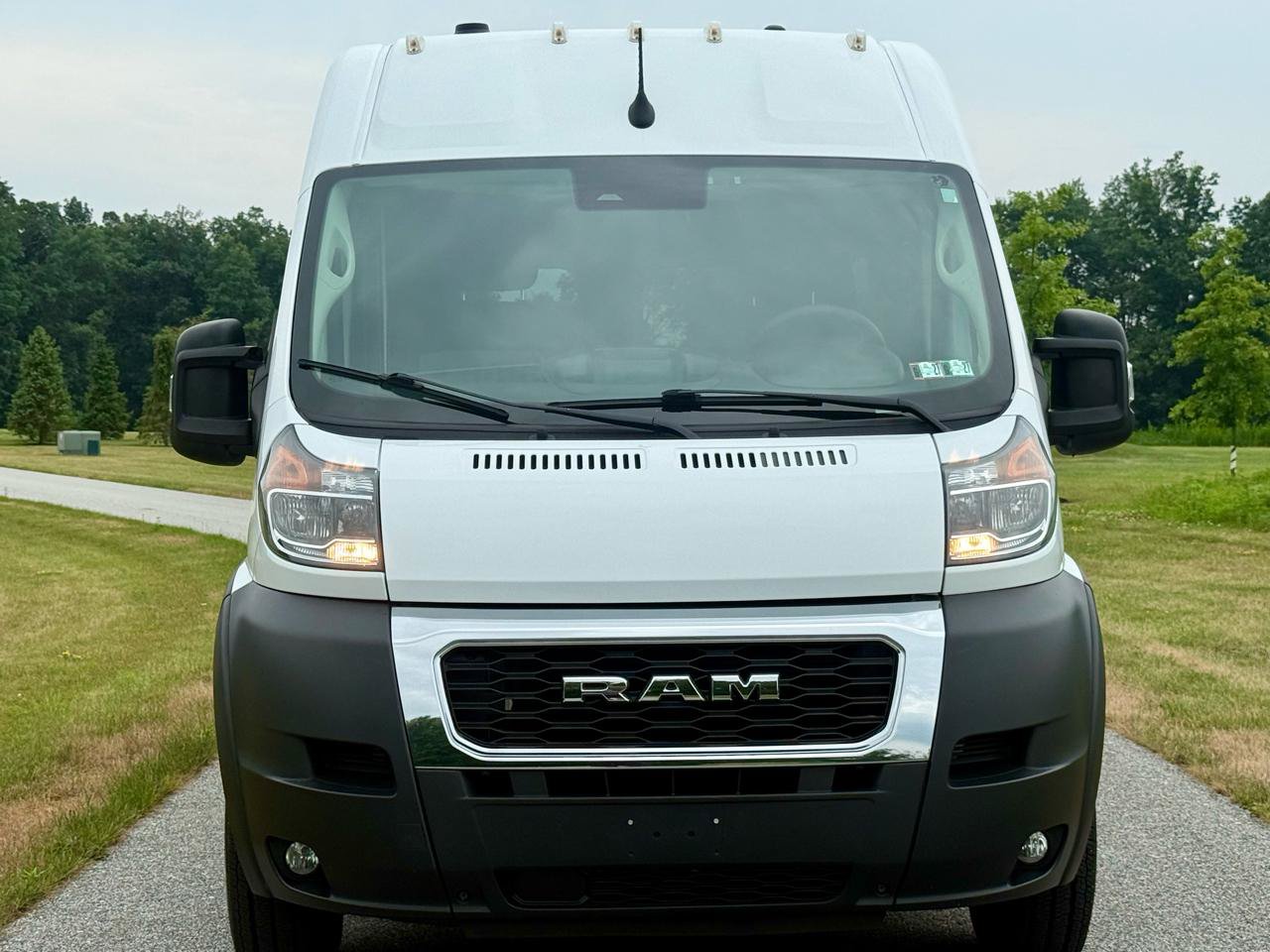 Used 2022 RAM ProMaster 2500 w/ Convenience Group FWD image 12
