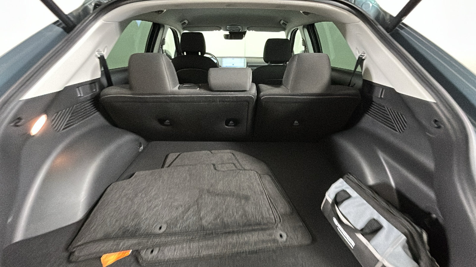 Used 2024 Hyundai Ioniq 5 SEL AWD/4WD image 36