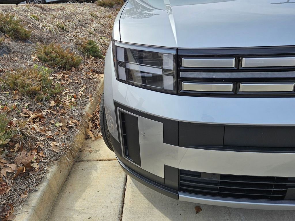 Used 2026 Hyundai Santa Fe SEL image 4