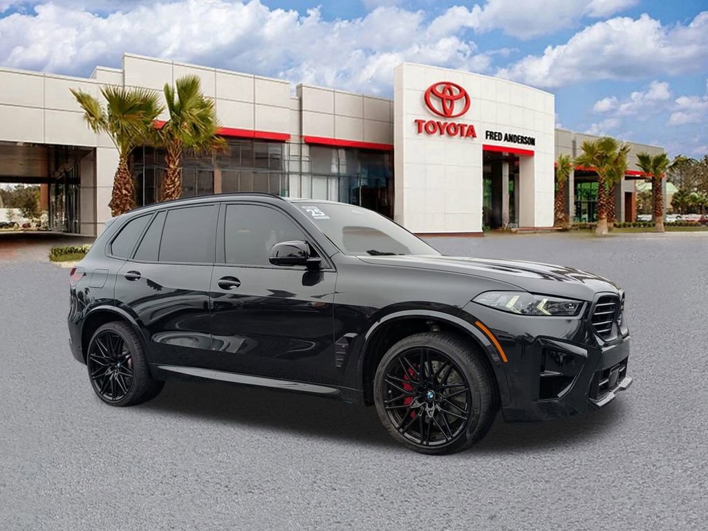 Used 2025 BMW X5 M Competition w/ Executive Package image 1