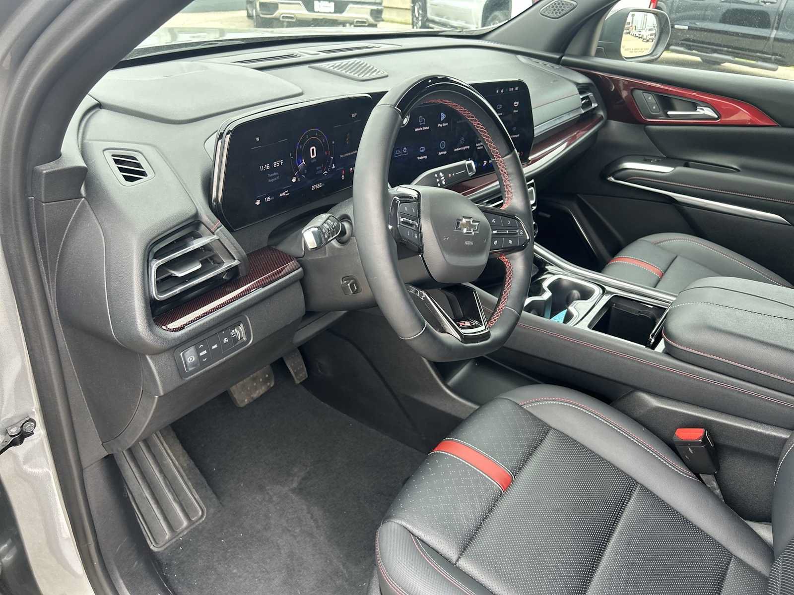 Used 2024 Chevrolet Traverse RS w/ LPO, Floor Liner Package AWD/4WD image 12