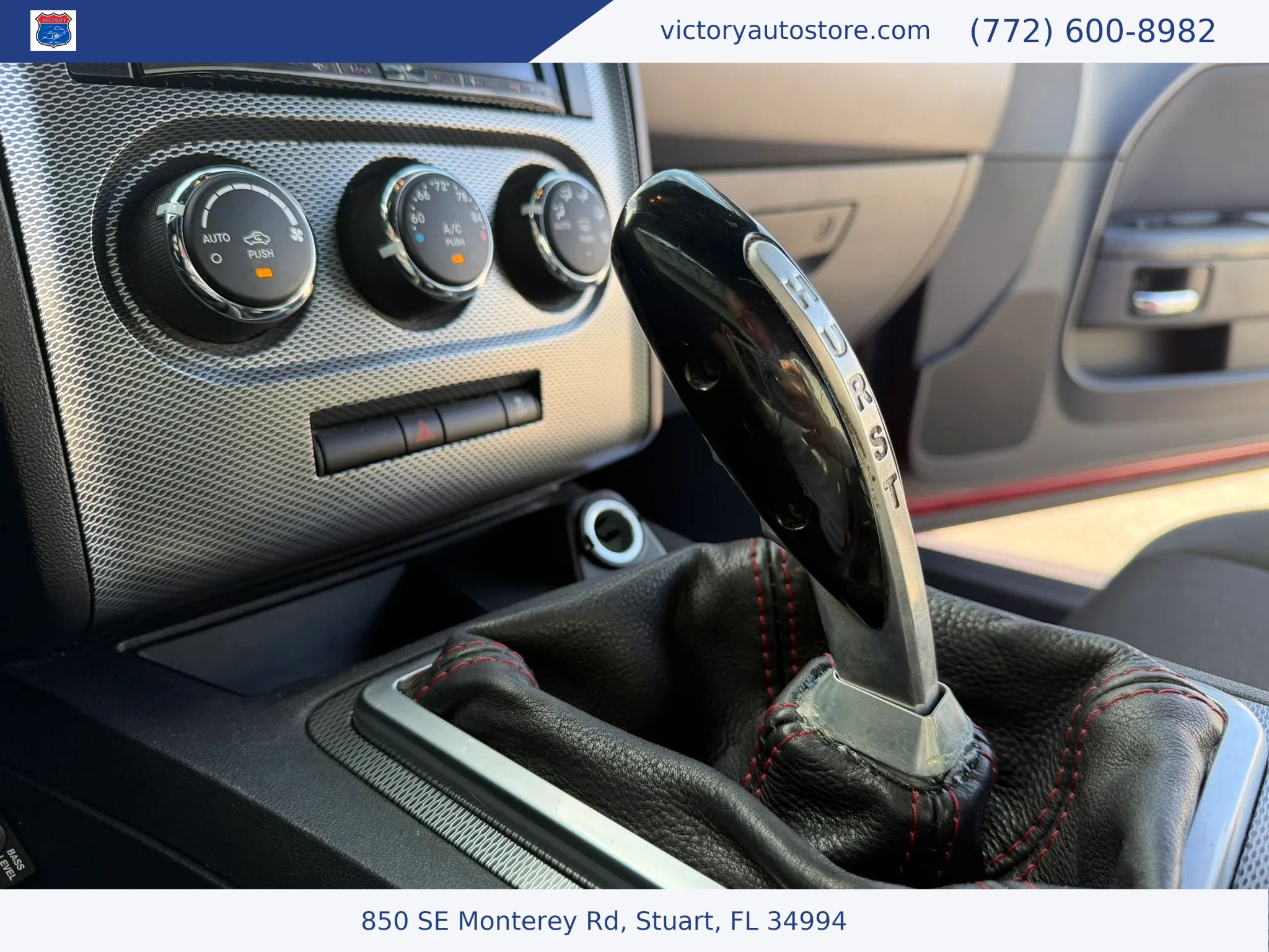 Used 2012 Dodge Challenger R/T RWD image 27
