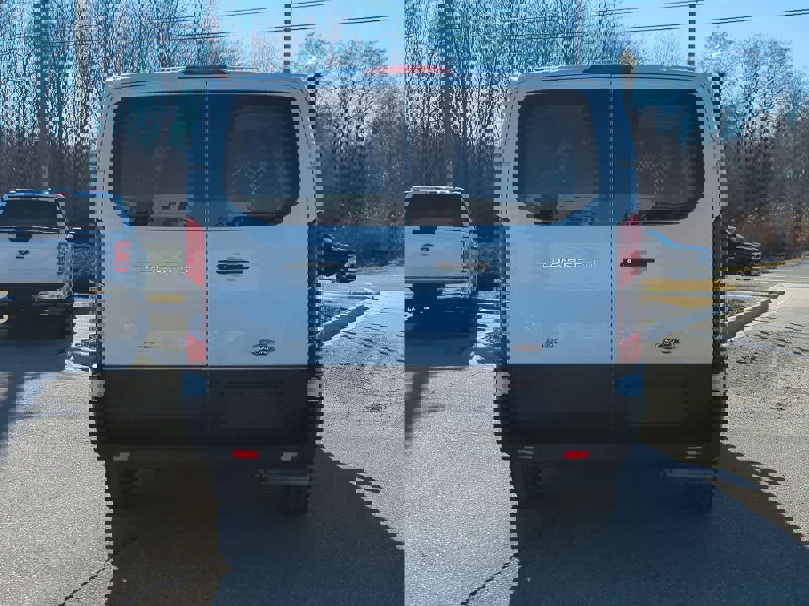 Used 2024 Ford Transit 250 Low Roof AWD w/ Exterior Upgrade Package image 7