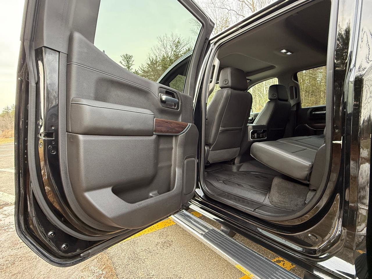 Used 2019 GMC Sierra 1500 SLT w/ SLT Premium Plus Package image 22