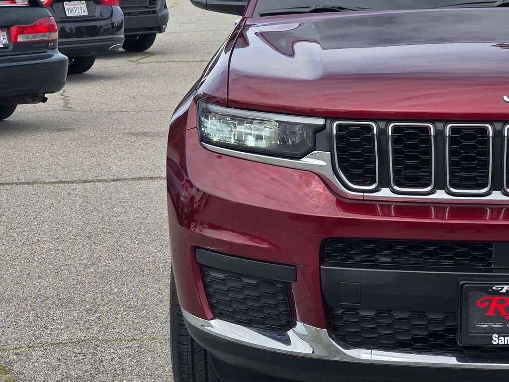 Used 2022 Jeep Grand Cherokee L Laredo w/ Luxury Tech Group I image 3